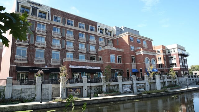 Hotel Indigo Naperville Riverwalk, an IHG Hotel hotel detail image 2